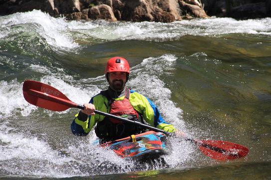 Some amazing surfing on this river (photo credit Ian Stafford)